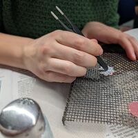 Die Farben sind vor dem Brennen in Pulverform