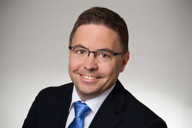 Bernd Renz spricht beim Forum Banking & Finance über Factoring. 