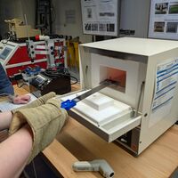 Bei 800°C geht's in den Ofen