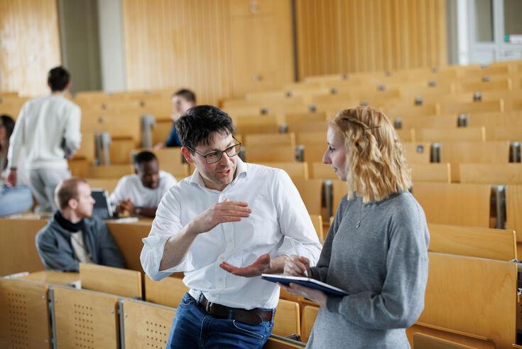 Niederrhein University of Applied Sciences receives certification for its quality management system in teaching and learning (Photo: Ivo Mayr/HS Niederrhein)